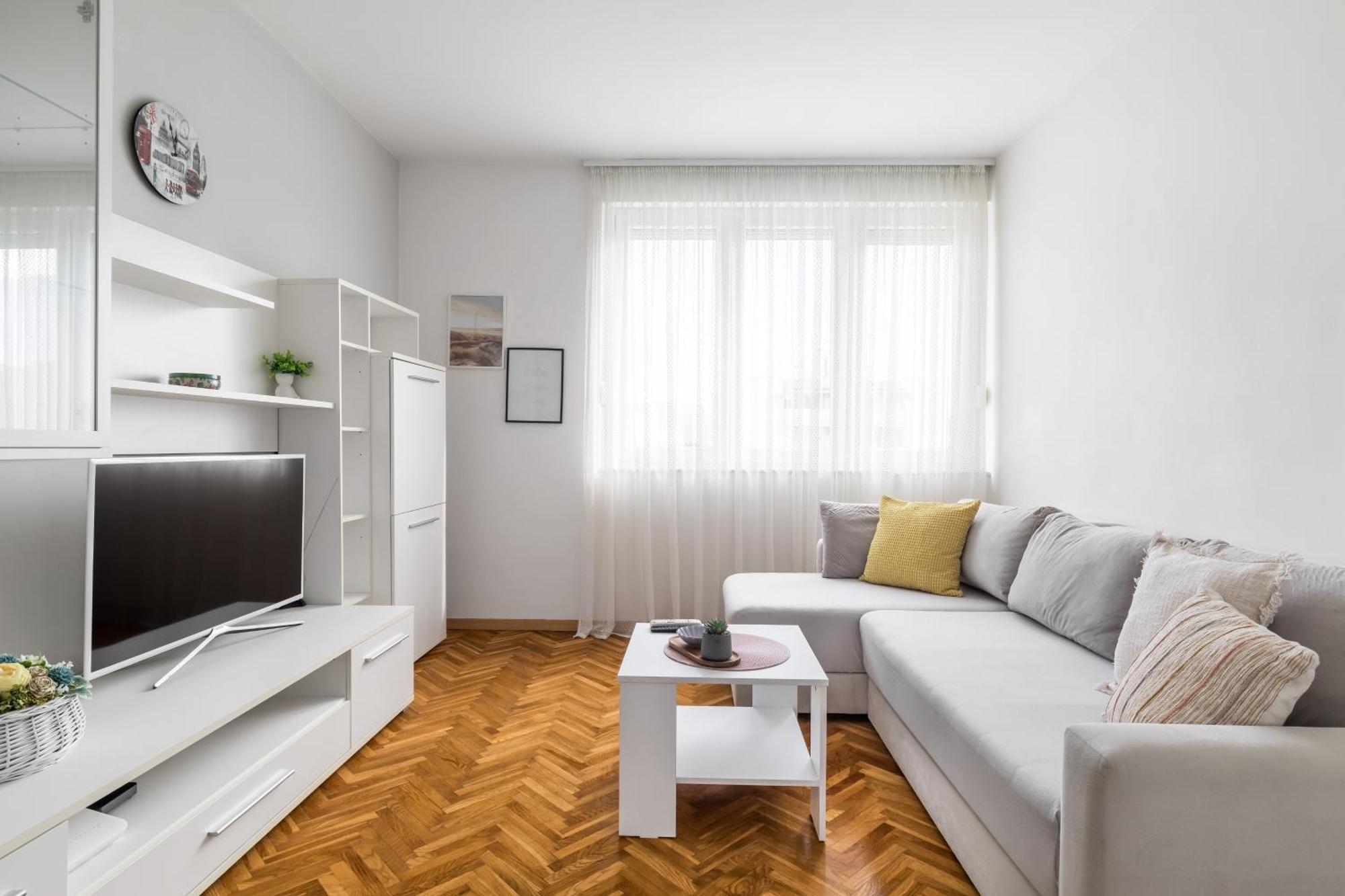 Aja Apartament